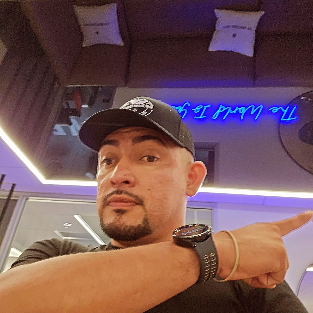 Alex Siguenza, host de The Driven Roofing Talk